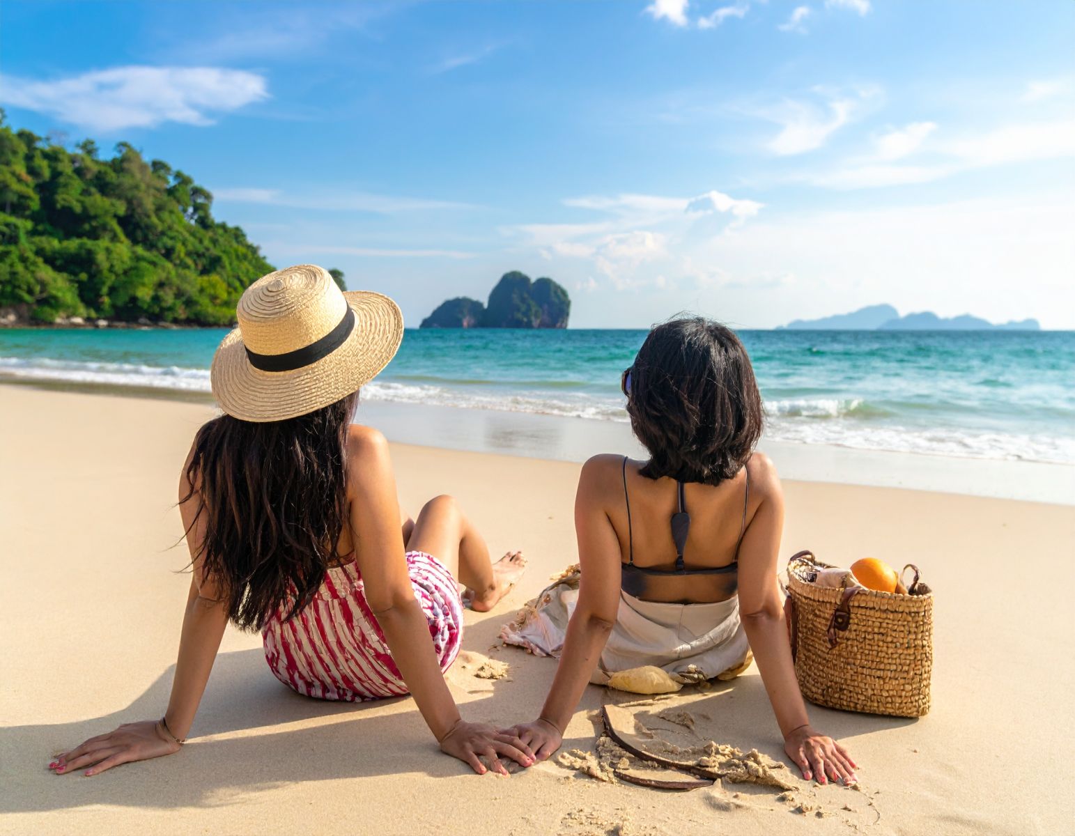 Firefly_中國人放長假放鬆 58682.jpg